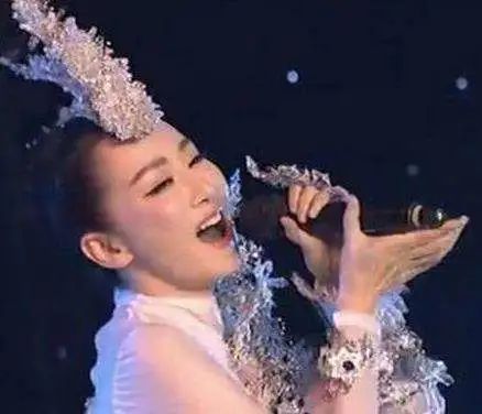 造假还翻车，丑相百出！细扒这9个明星荒唐事，一个比一个离谱