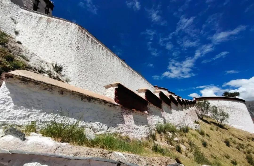 拉萨布达拉宫一万元可以玩下来不,拉萨布达拉宫海拔高度是多少米