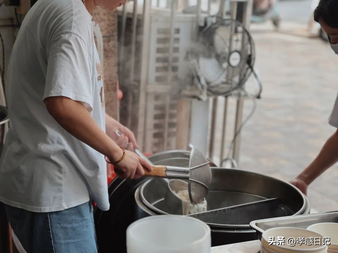 孝感甲鱼面馆,红太阳面馆孝感