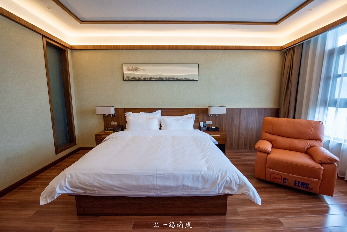 郑州伏羲山悬崖酒店,有创意的悬崖酒店