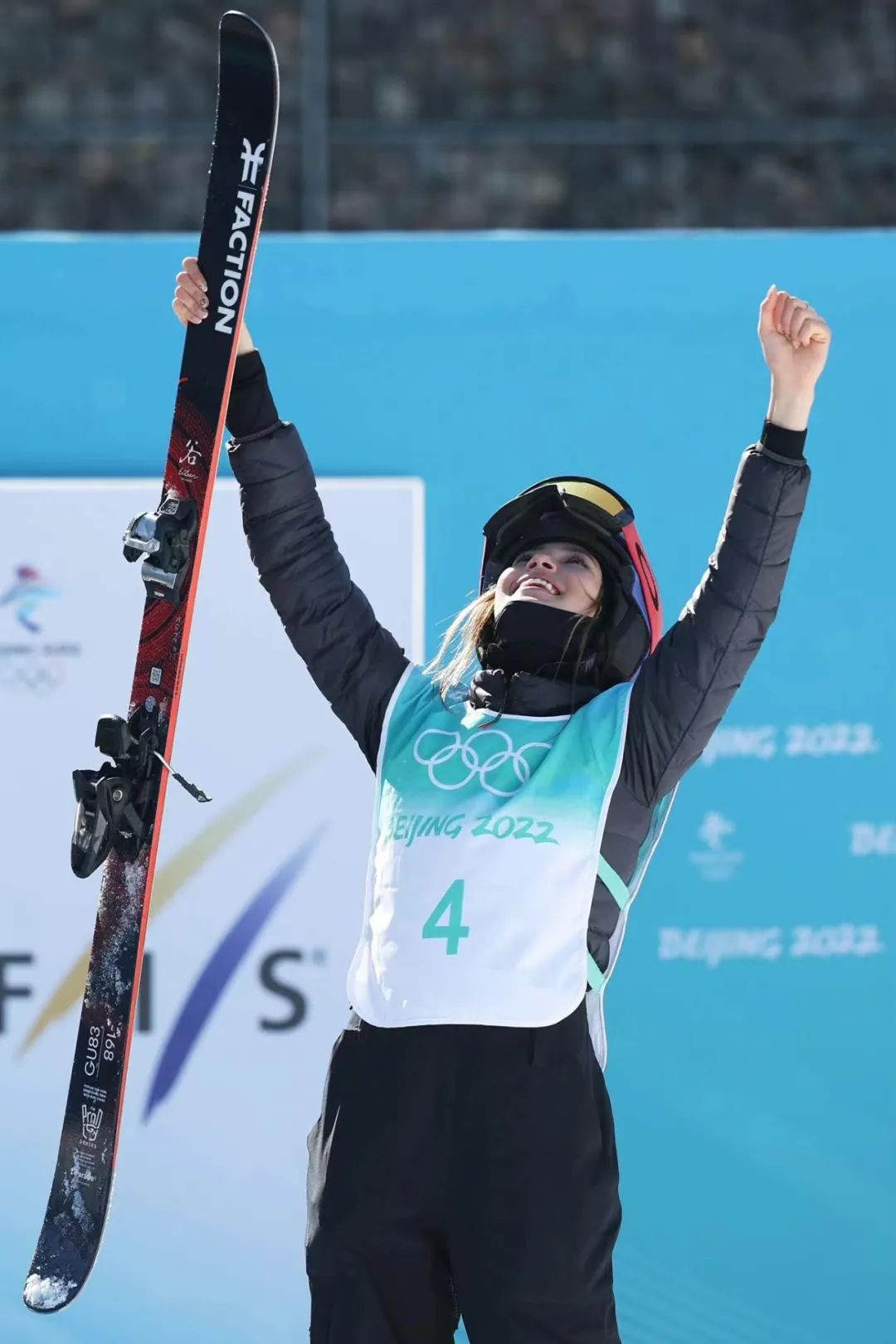 首钢最新转型消息,谷爱凌首钢大跳台夺冠完整视频