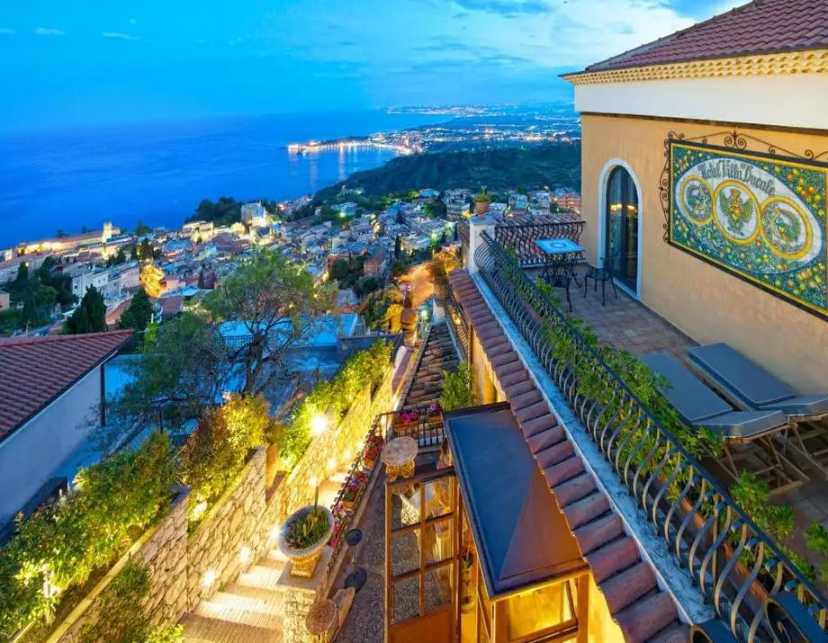 人口超5000万，人均GDP超3万美元的大国有几个？成发达国家有多难