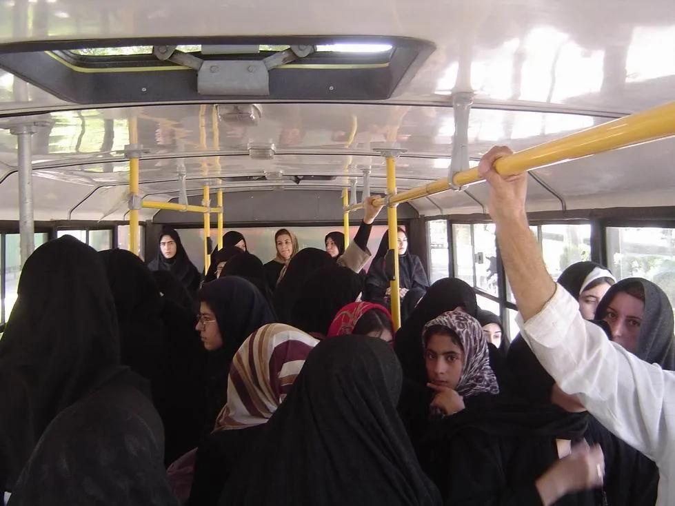 欧玛尔海亚姆简介,欧玛尔·海亚姆百科简介