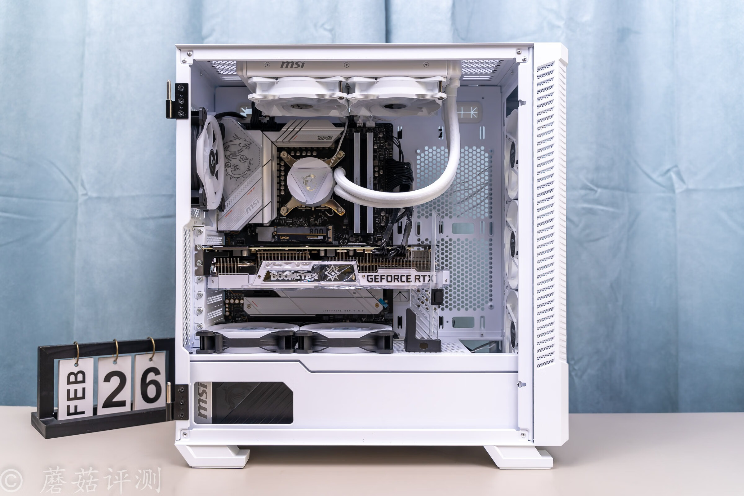 一正一反，轻松定义你需要的风扇风向，Tt耀影SWAFAN12机箱风扇