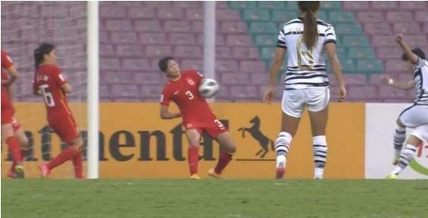 黄健翔谈海参,黄健翔怒批国足表现