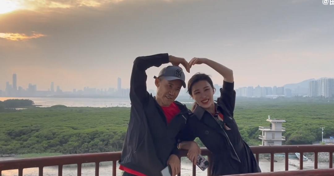 同样都是嫁入豪门差别怎么那么大,田朴珺与章泽天