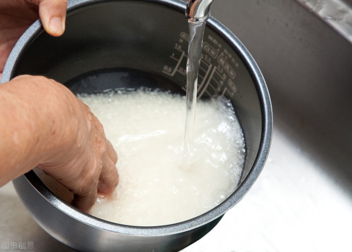 大米饭怎么煮颗粒分明,煮大米饭怎么煮不会粘