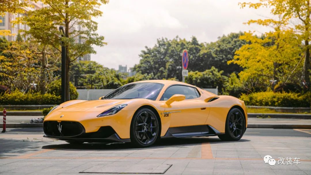 mc20玛莎拉蒂对手,玛莎拉蒂mc20测评模型黑武士