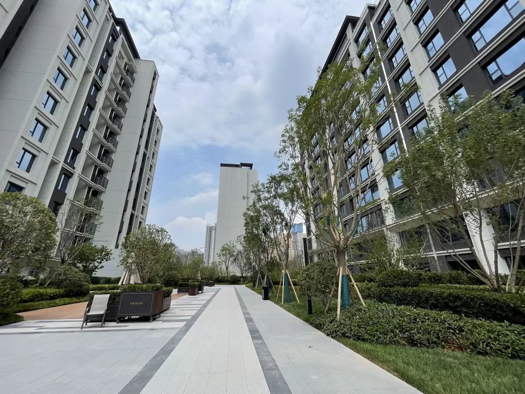 提前半年交房靠谱吗,提前半年交房装修的房子是现房吗