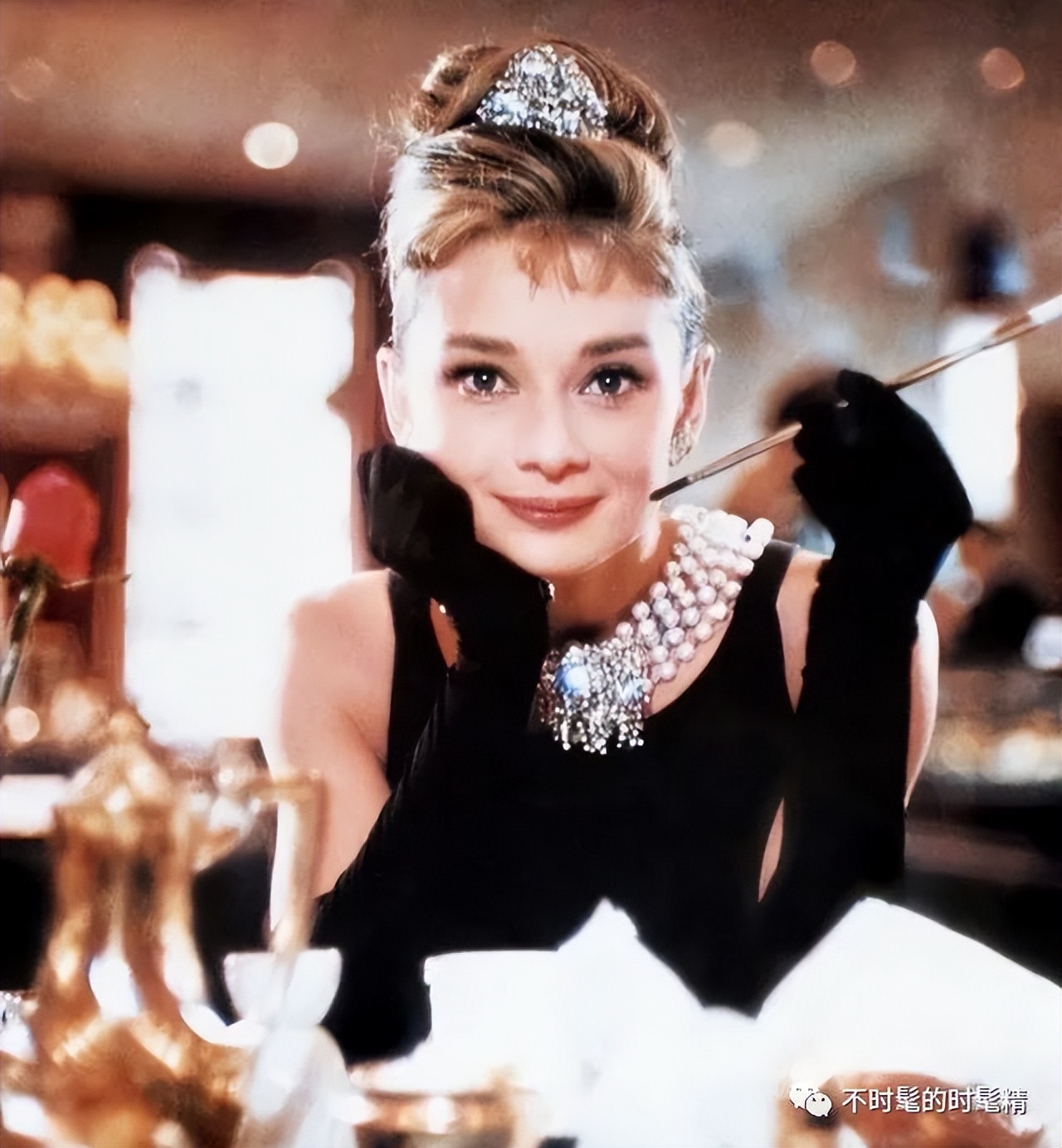 性感的“黑”并不是只有“黑丝”