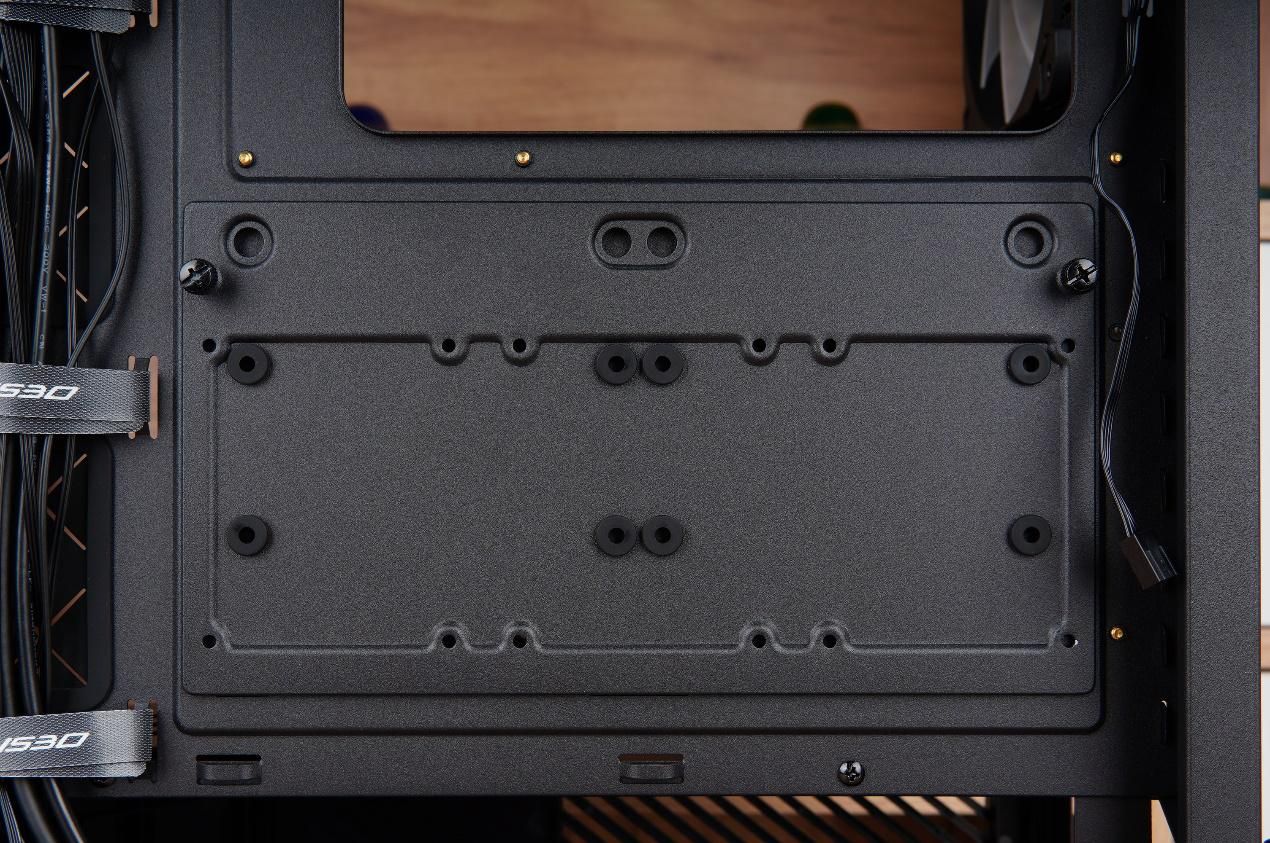 乔思伯d500多少钱,乔思伯机箱u4plus装几个硬盘