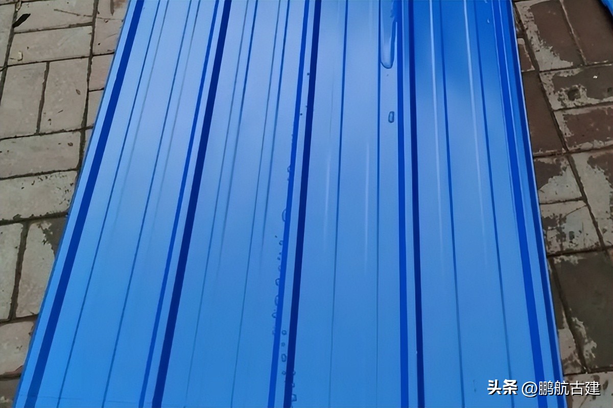 瓦房漏水用彩钢瓦好还是琉璃瓦好,屋顶漏水搭彩钢瓦好还是纳米瓦好