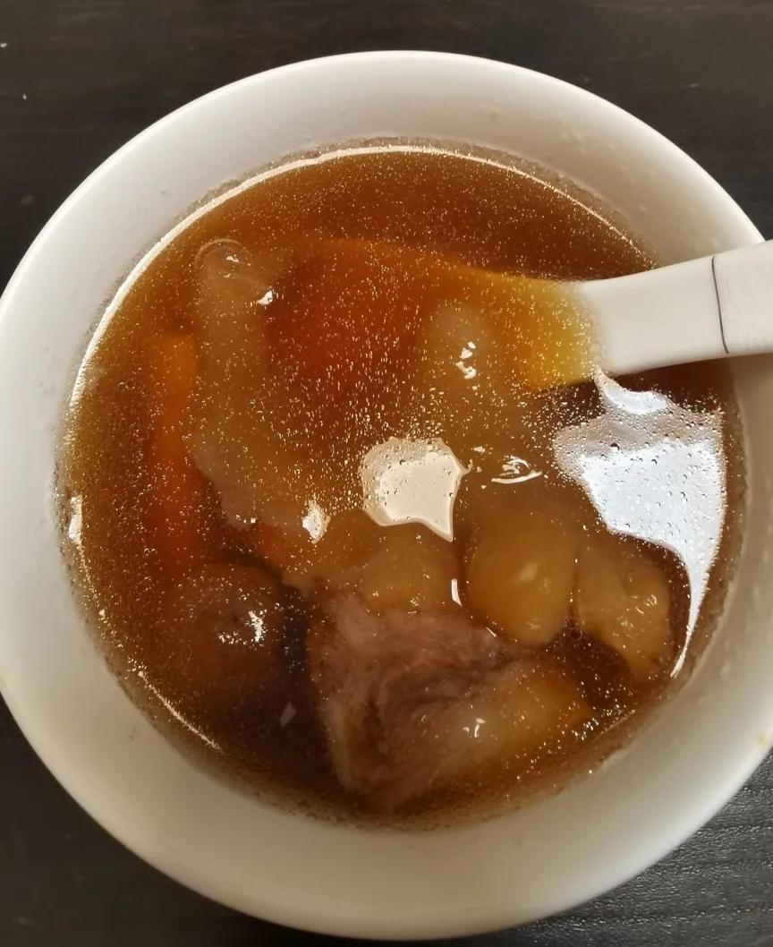 补充骨胶原吃哪种花胶 (骨胶原花胶汤的做法)