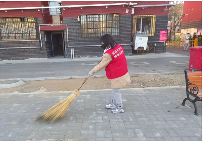 暖心服务关注民生,暖心服务惠民助企