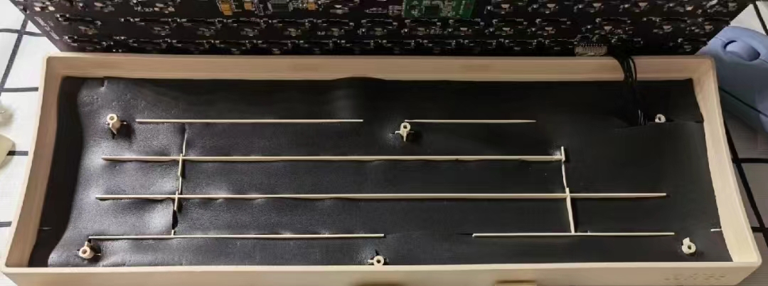 机械键盘录入的时候有杂音,机械键盘蓝轴打字声音