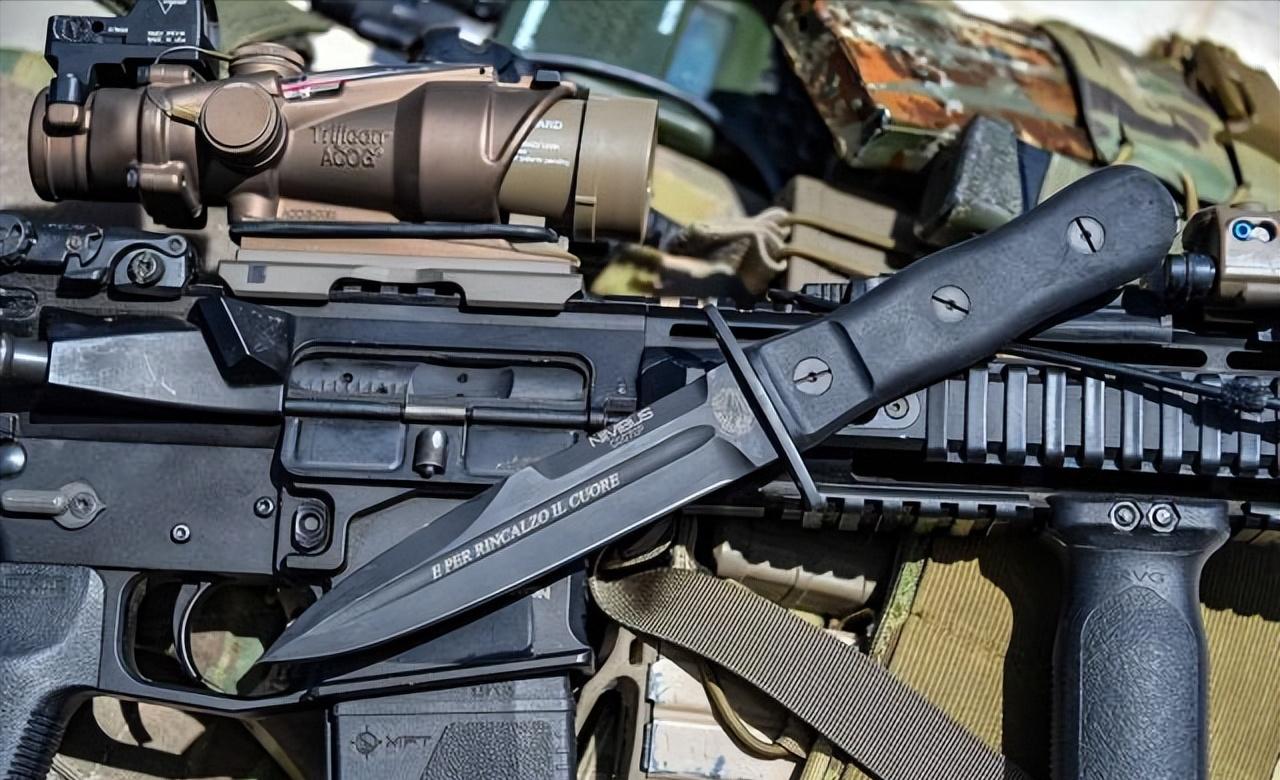 意大利战术刀t4000,意大利极端武器战术匕首