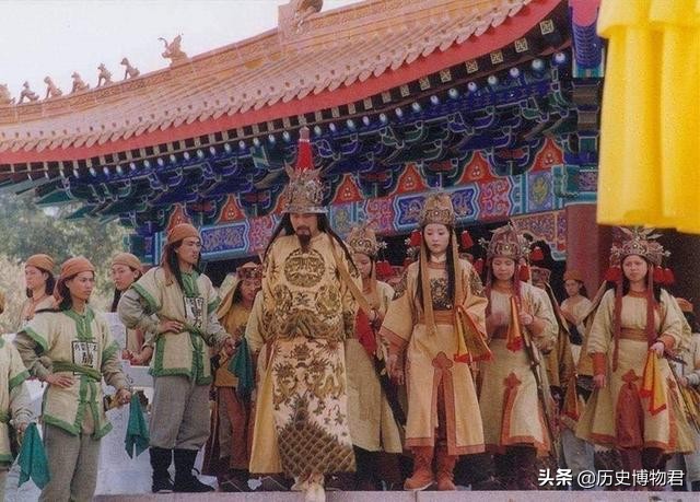 一个落榜考生如何创业的传奇故事，成功后众人拥呼：教主仙福永享