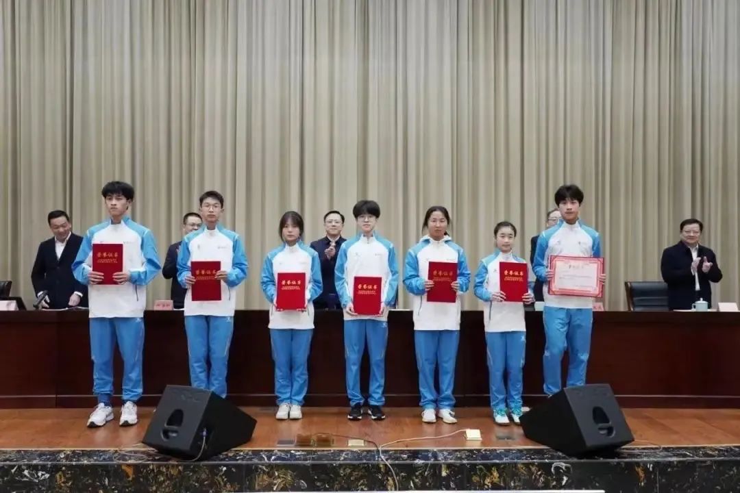 在这个大会上，柯城受表扬啦！