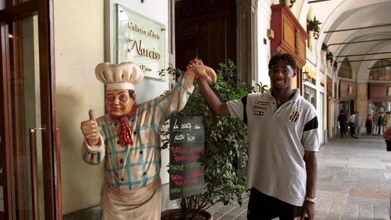 他曾是亨利接班人，因约会俱乐部董事的女友被尤文图斯扫地出门