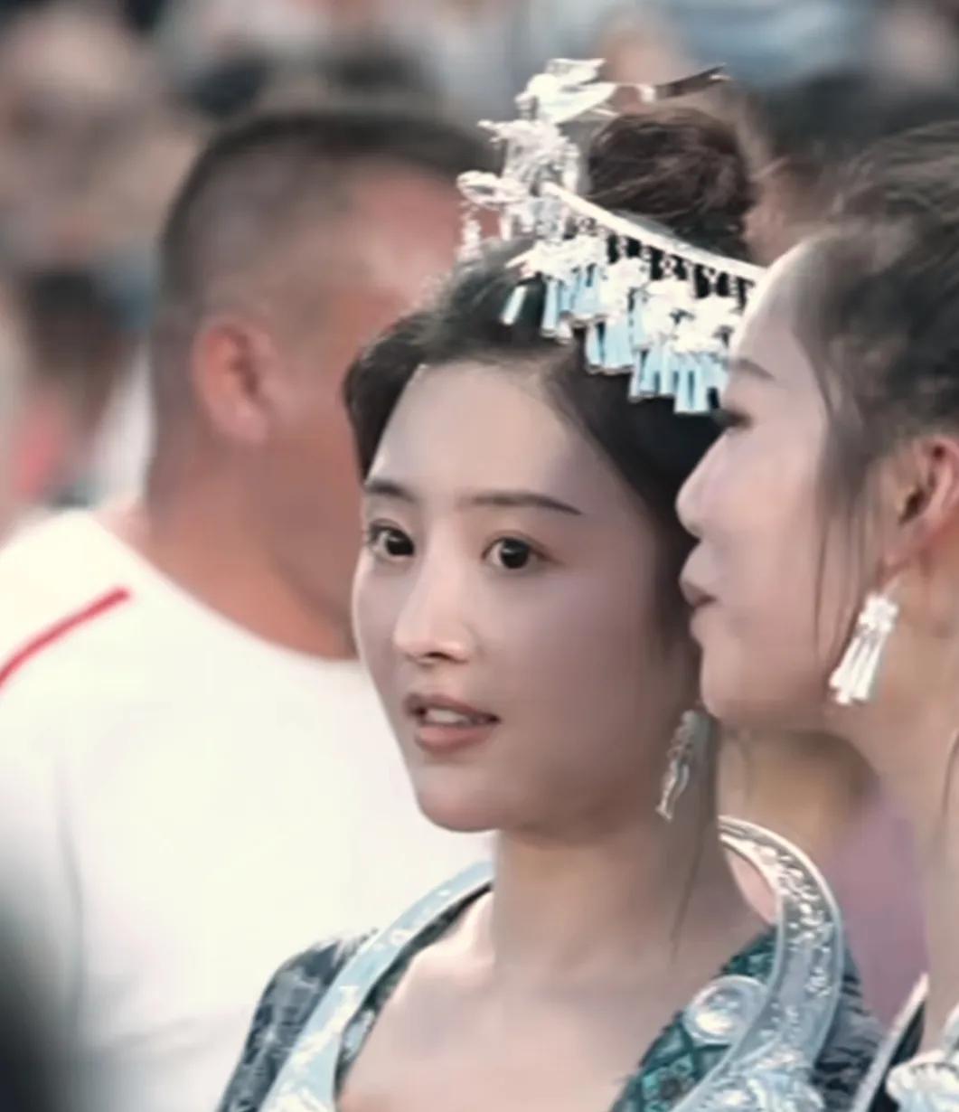 华春莹为“村超”点赞,足协想到“村超”调研,网友:不欢迎。