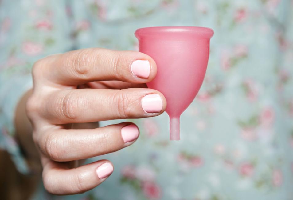 月经杯与卫生巾优缺点,姨妈杯能代替卫生巾吗