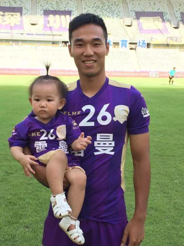 麦思劲深圳青年人,麦思劲带球突破