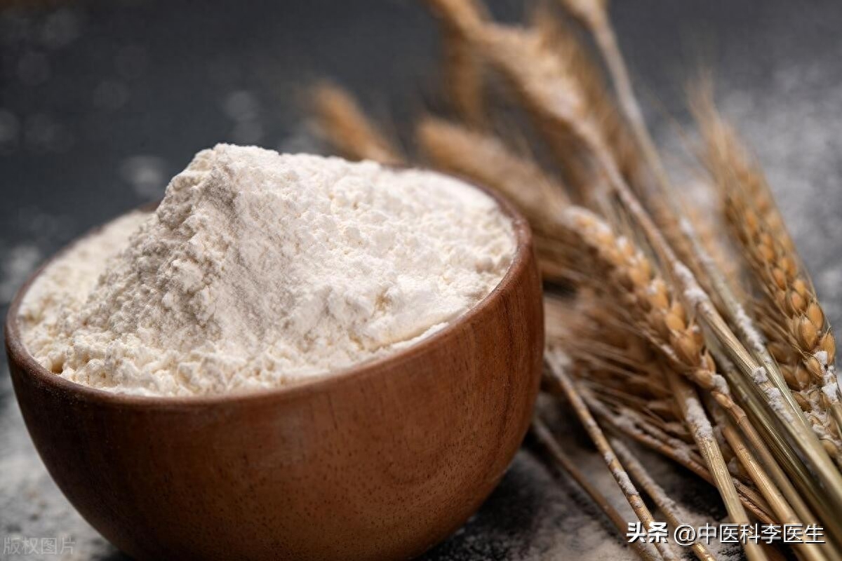 面粉里掺滑石粉有什么危害,面粉添加滑石粉能发起来吗