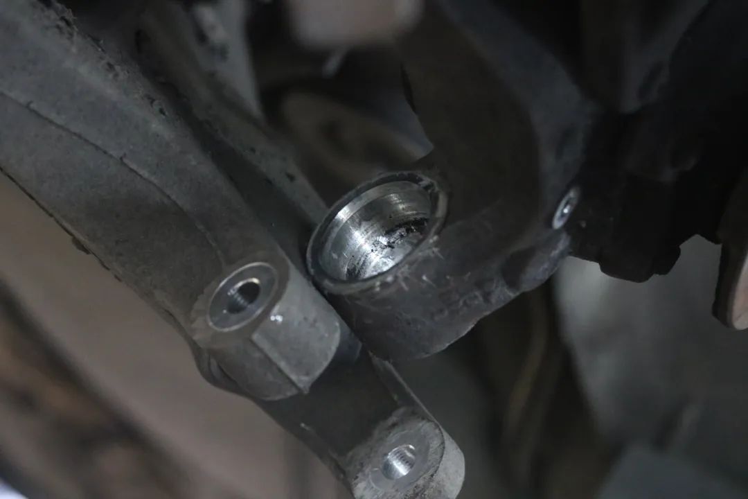 大众100万左右的车辉腾,重庆二手辉腾全面翻新修复