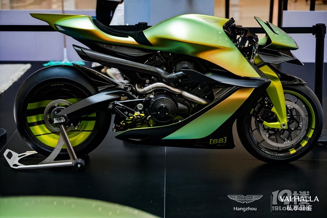 传奇阿斯顿马丁的高燃时刻,阿斯顿马丁杭州视频