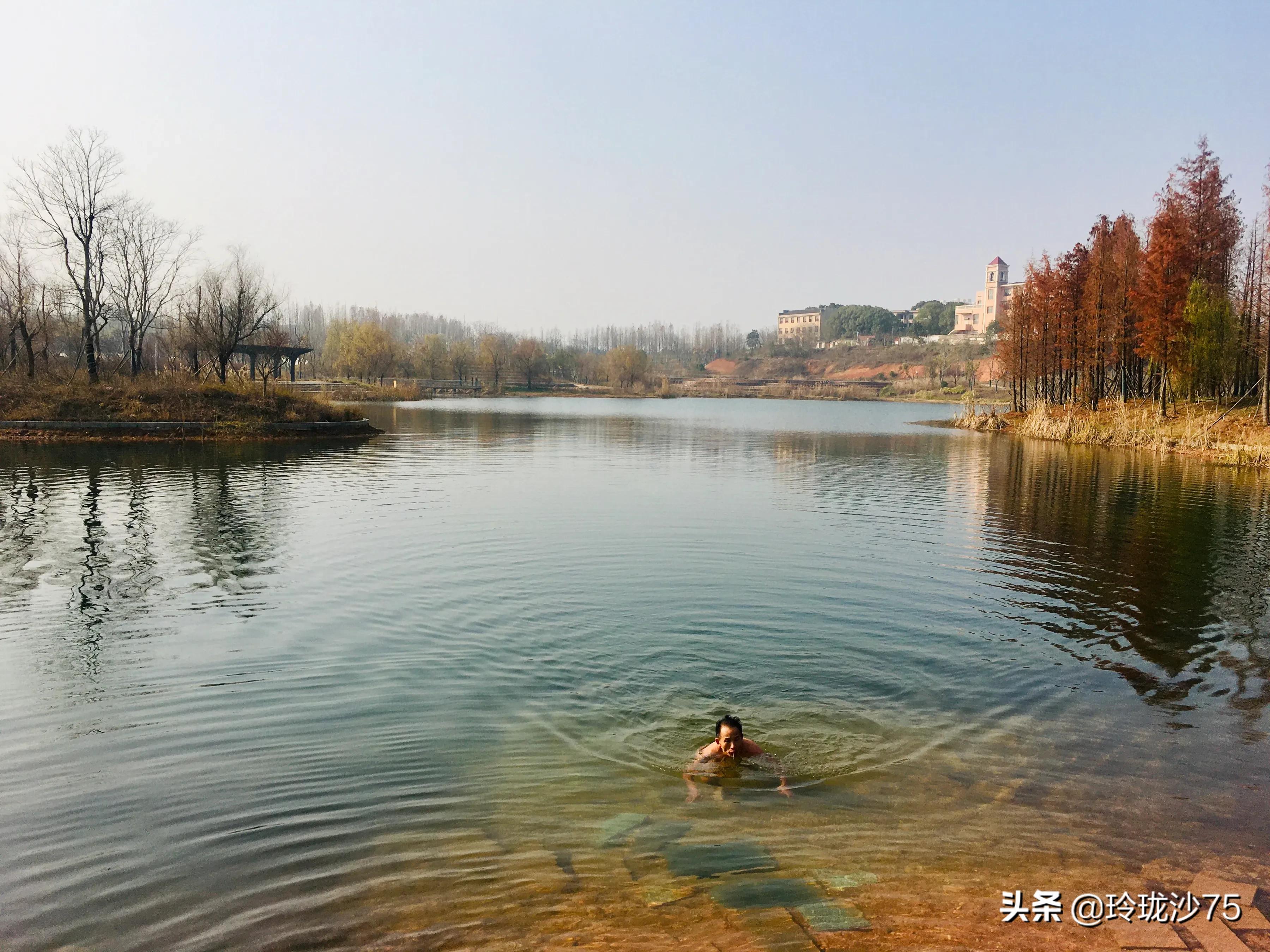 长沙风景美丽的篮球场,长沙王陵公园生态足球场