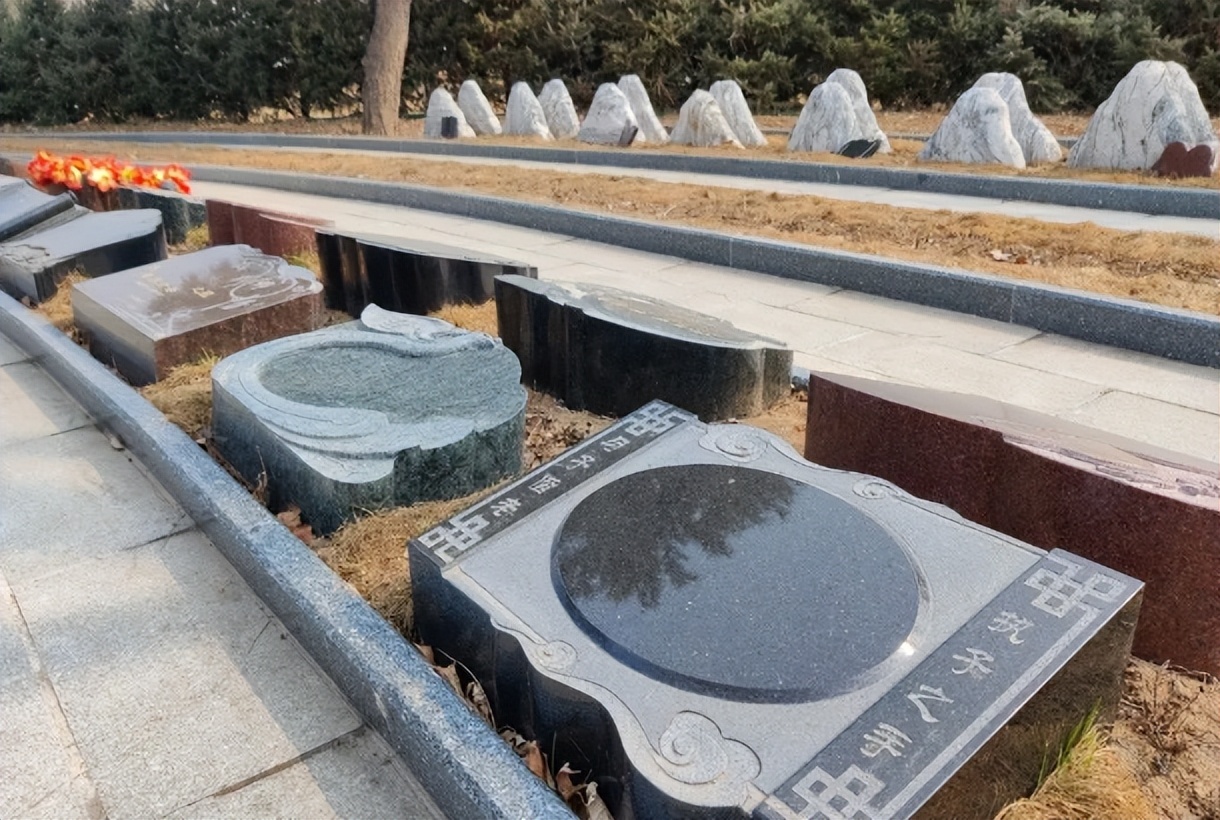 天寿陵园为什么贵,天寿陵园的墓地怎么样