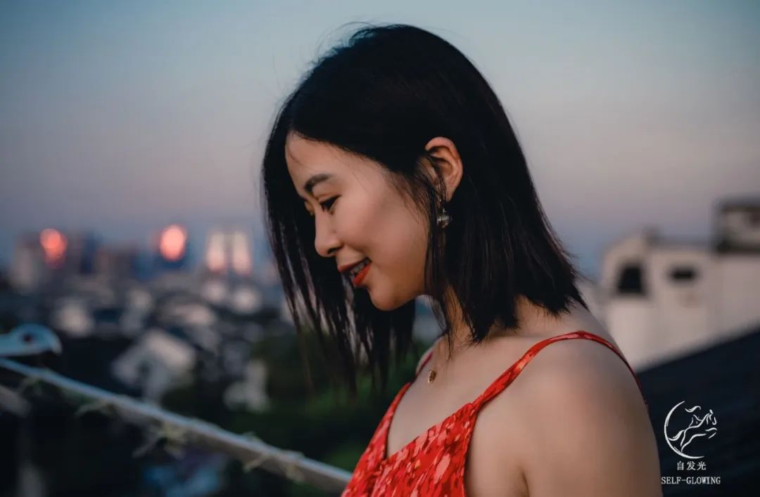 女生说她穿什么都难看,女孩子说她穿得不好看