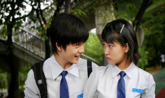 情感不成熟的父母对孩子的影响,当孩子情感困惑时父母该怎么做