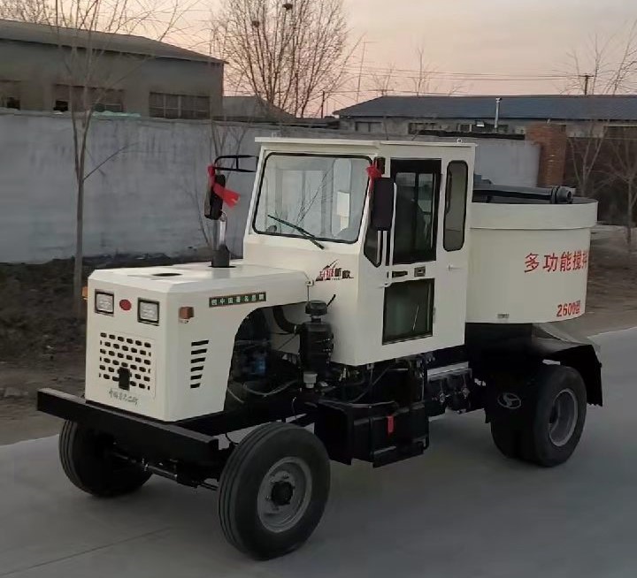 自动上料搅拌车子怎么样,新型自上料搅拌车怎么操作