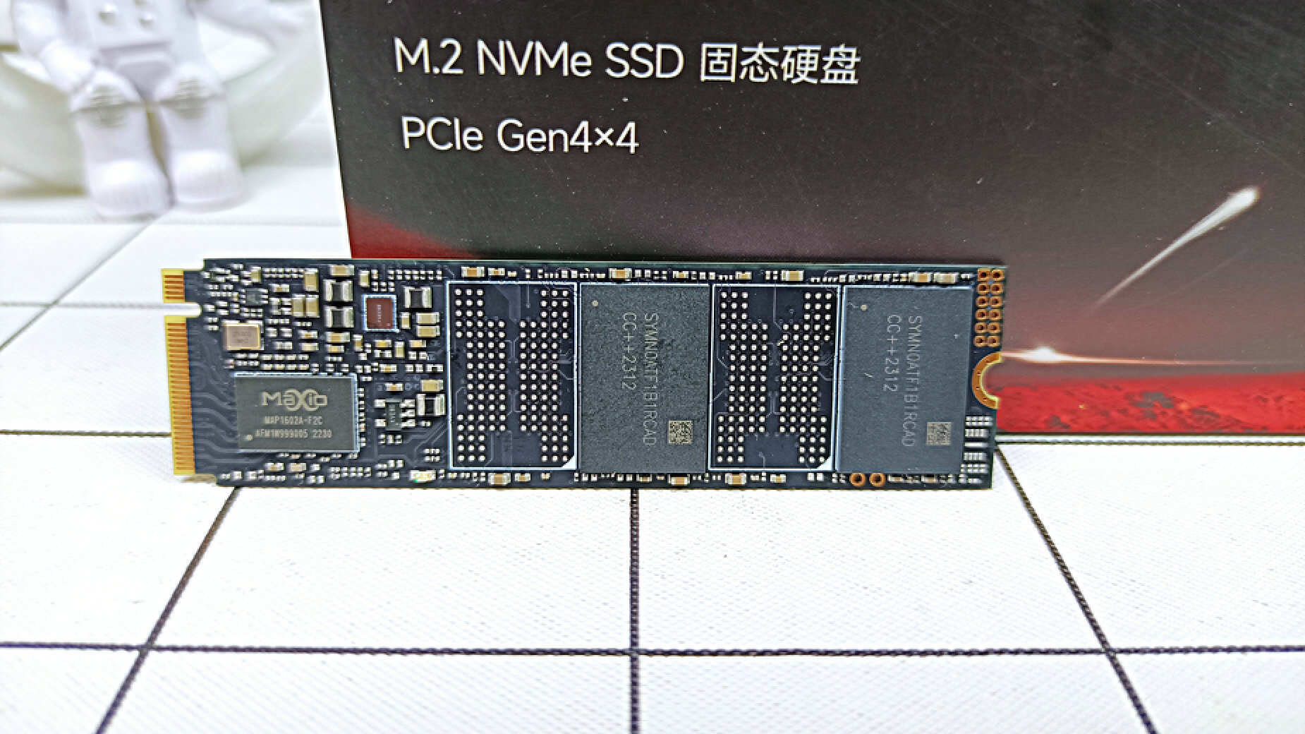 国产长存颗粒太强了！写了20多T才掉1%寿命，3600TBW原来不是吹牛