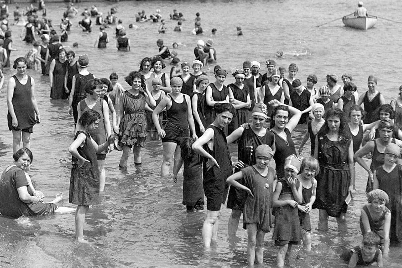 20世纪泳衣老照片,泳衣变化老照片