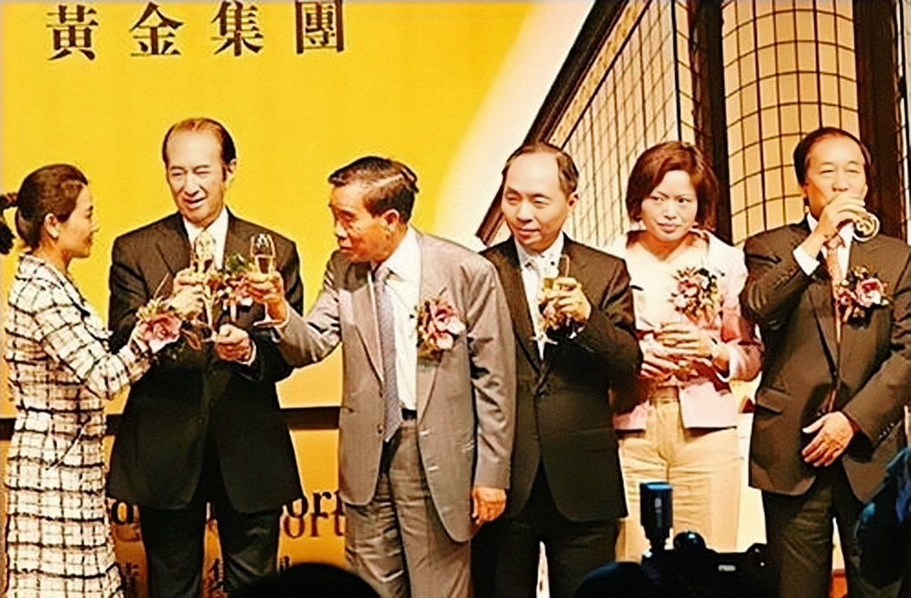 澳门飞仔强，跟“赌圣”叶汉出道，何鸿燊的左右手，掌控澳门马会