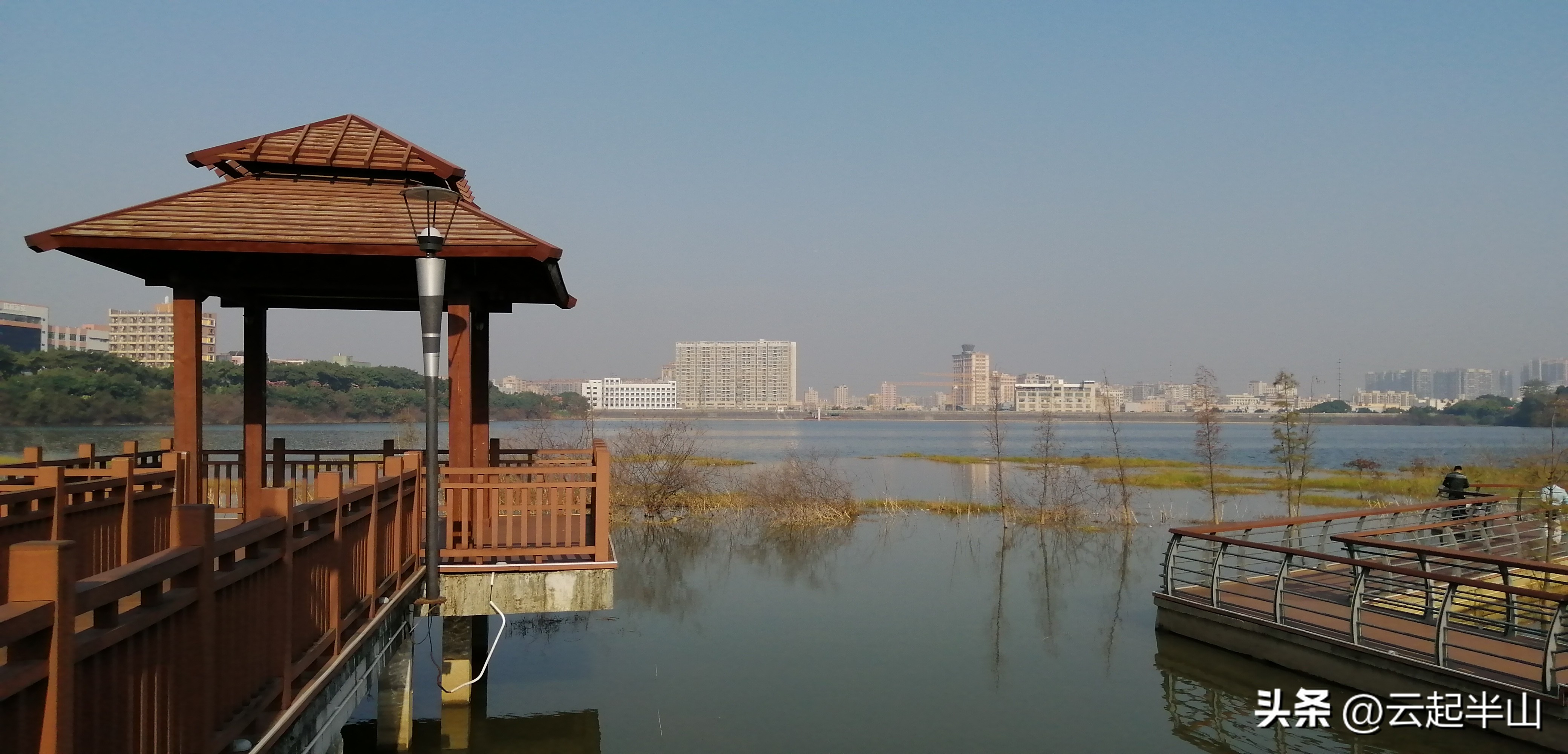 浅浅地玩、深深的圳