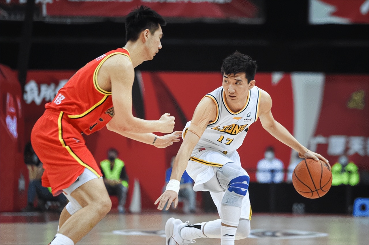 郭艾伦潘玮柏关系,郭艾伦颁奖典礼潘玮柏