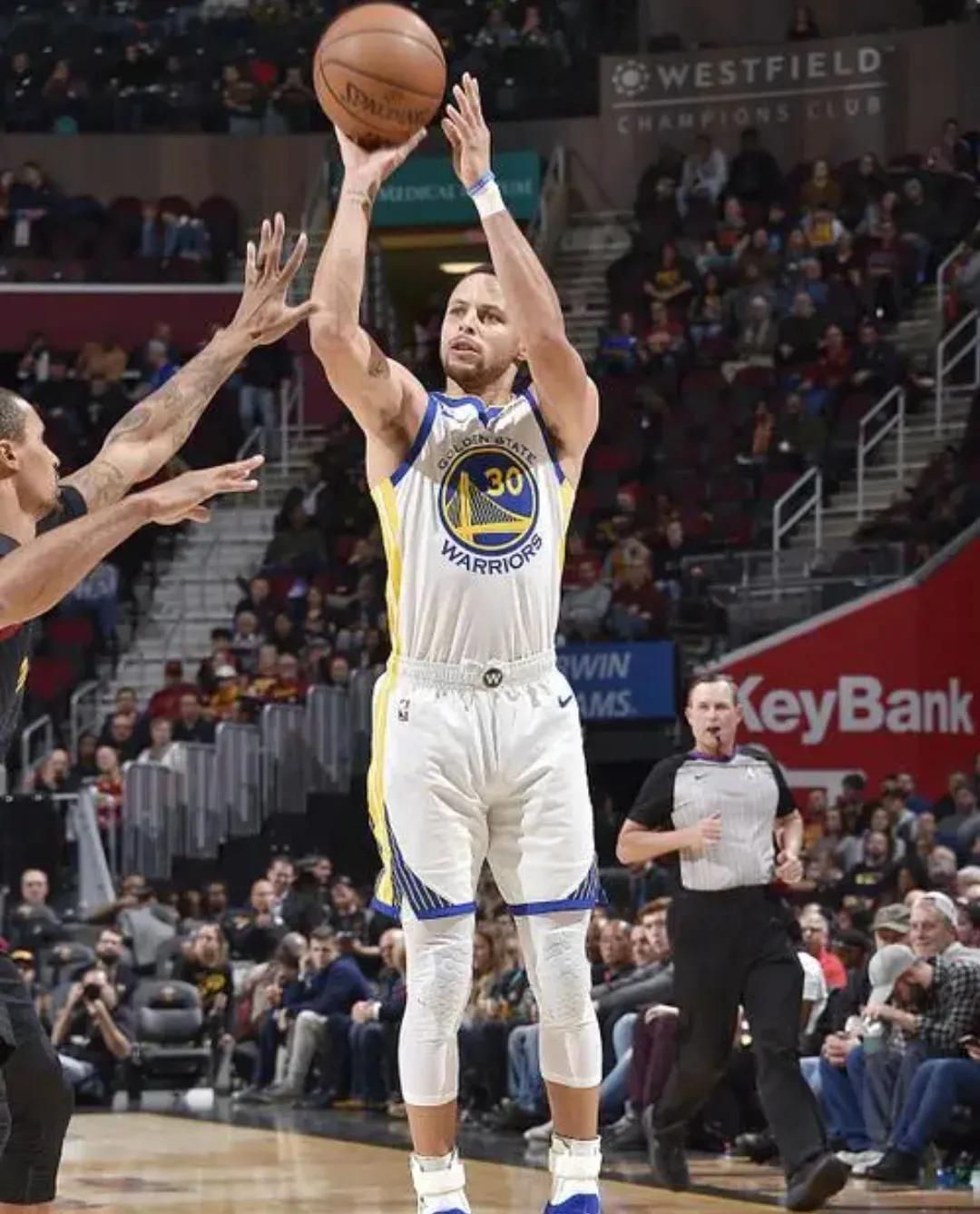 梦幻阵容怎么选角色,梦幻最强门派阵容搭配