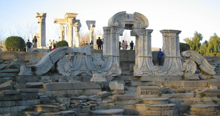 房地产与股市的投资回报,股票和房地产投资哪个靠谱