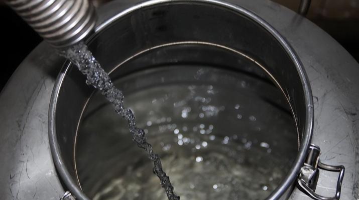 贵州老人酿酒70年,贵州酿酒出事故