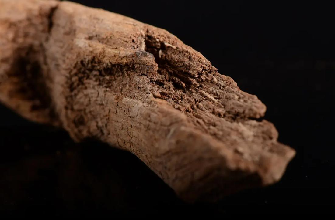 沉香手串保养的6种方法视频讲解,沉香到底需不需要盘串