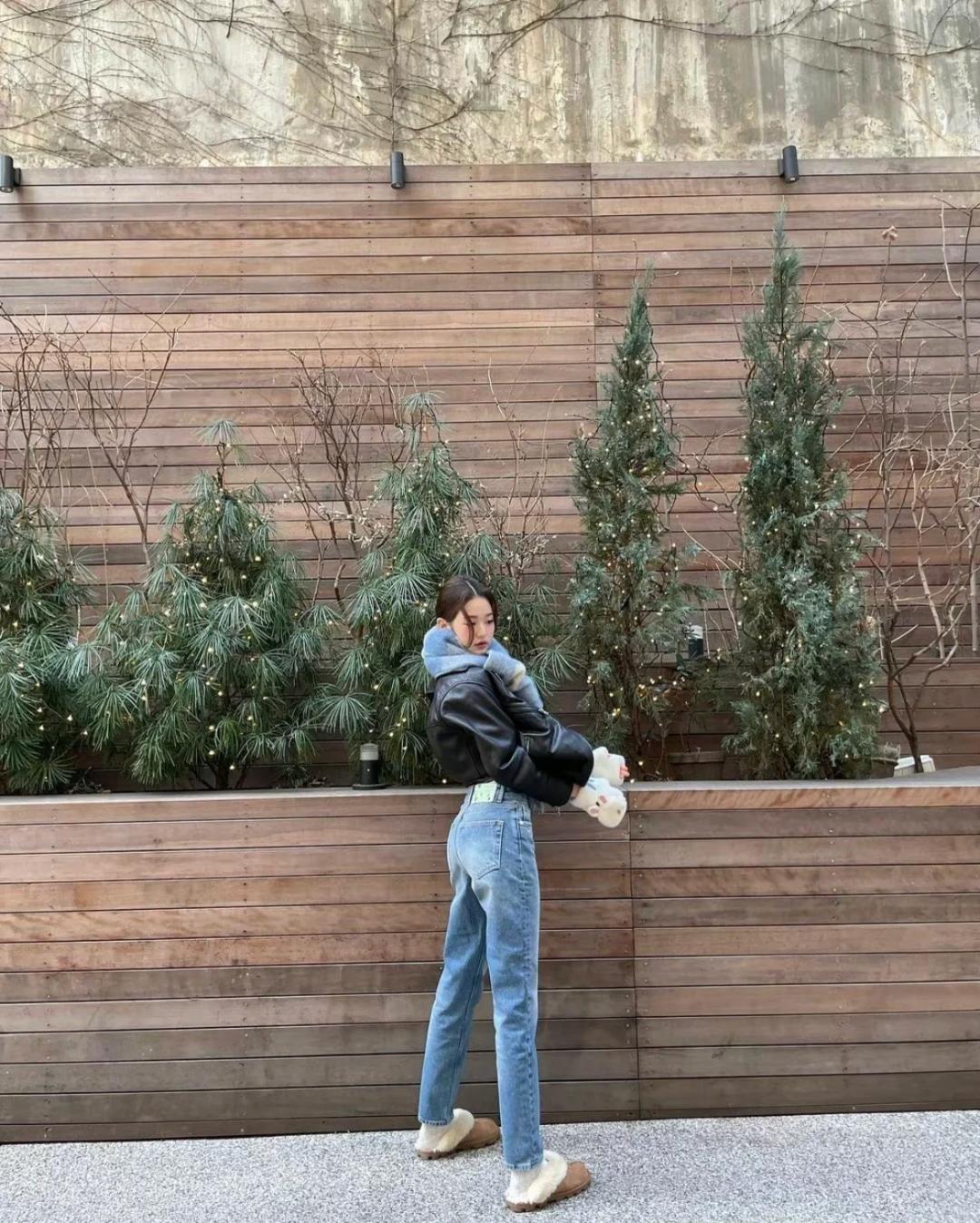 blackpink全员喜欢什么颜色,blackpink三个人穿一样的鞋