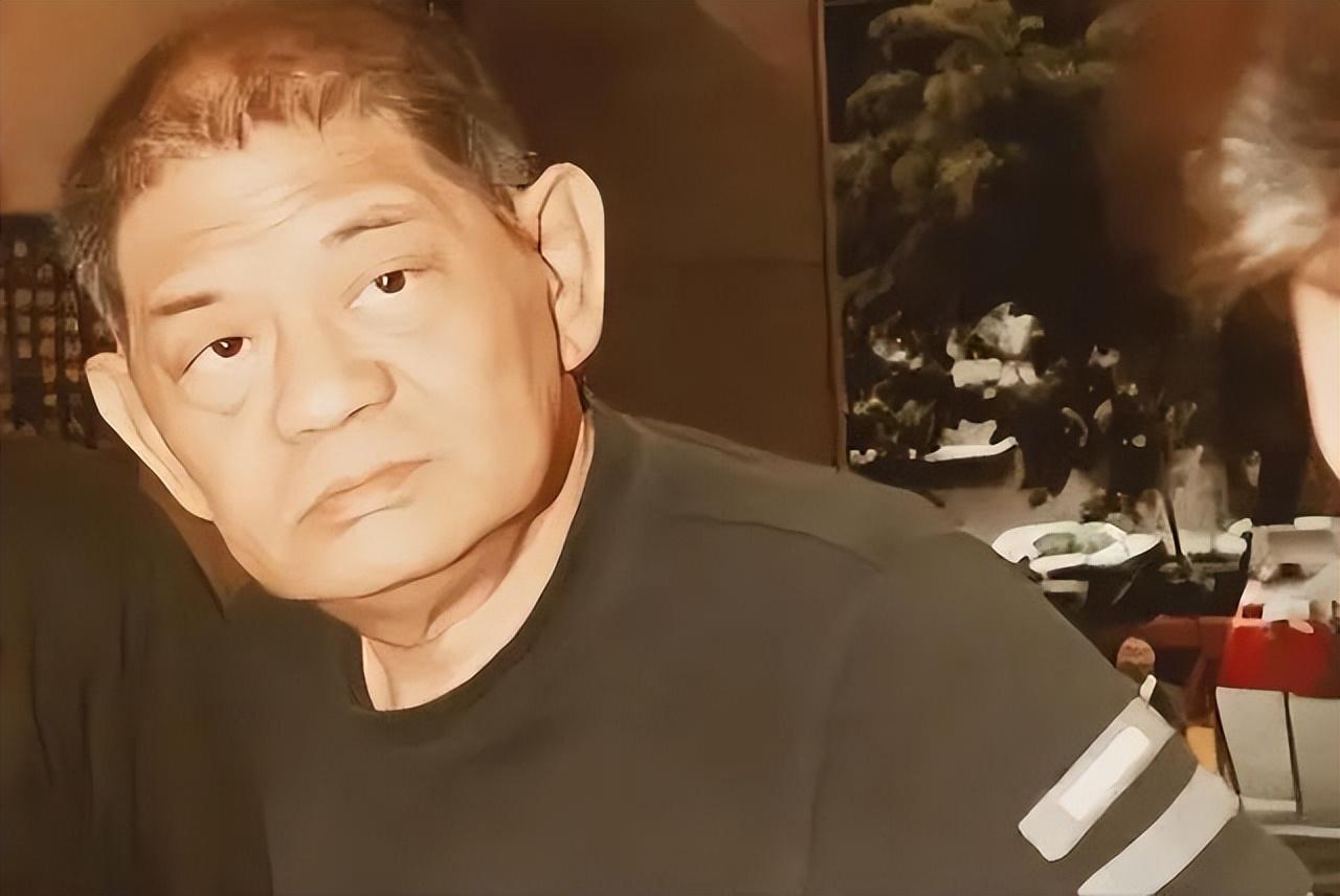 他年赚56亿拿20亿泡妞，别墅养着百位美女，晚年给儿子留26亿巨债