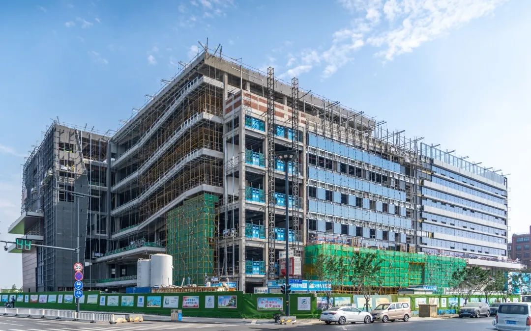 秦淮体育中心有多大,秦淮体育中心属于南京哪个区