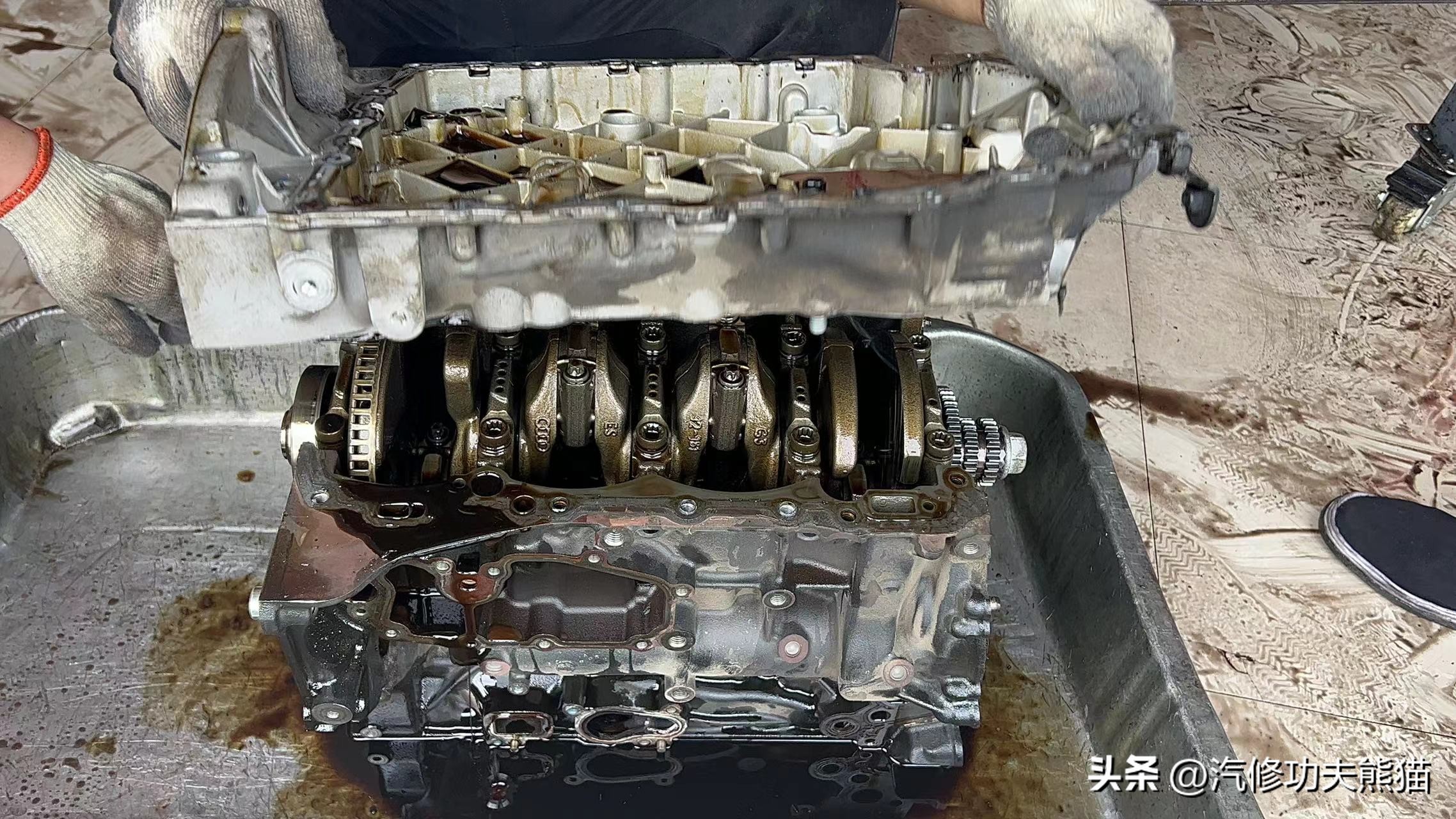 夏朗烧机油1500公里,进口大众夏朗1.8t不烧机油