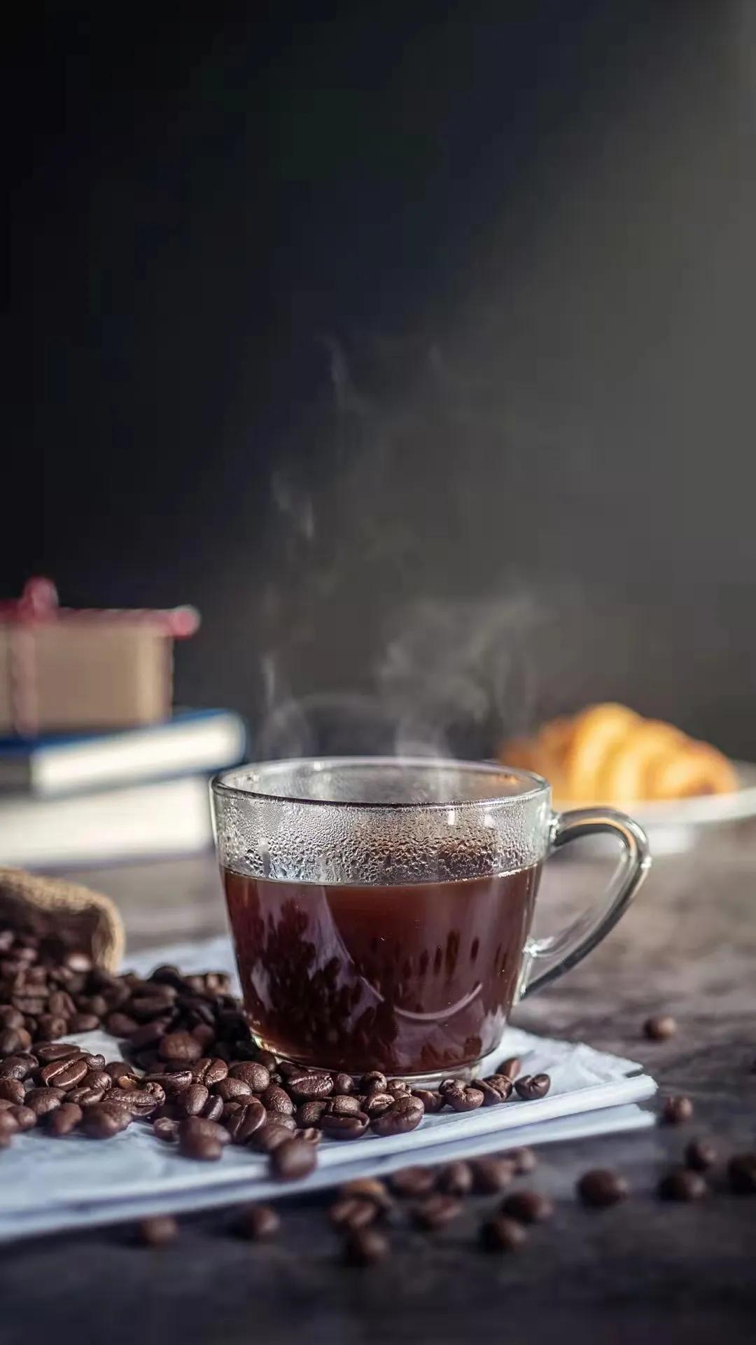 穷人去银行存款,富人去银行*款贷**。穷人却越来越穷