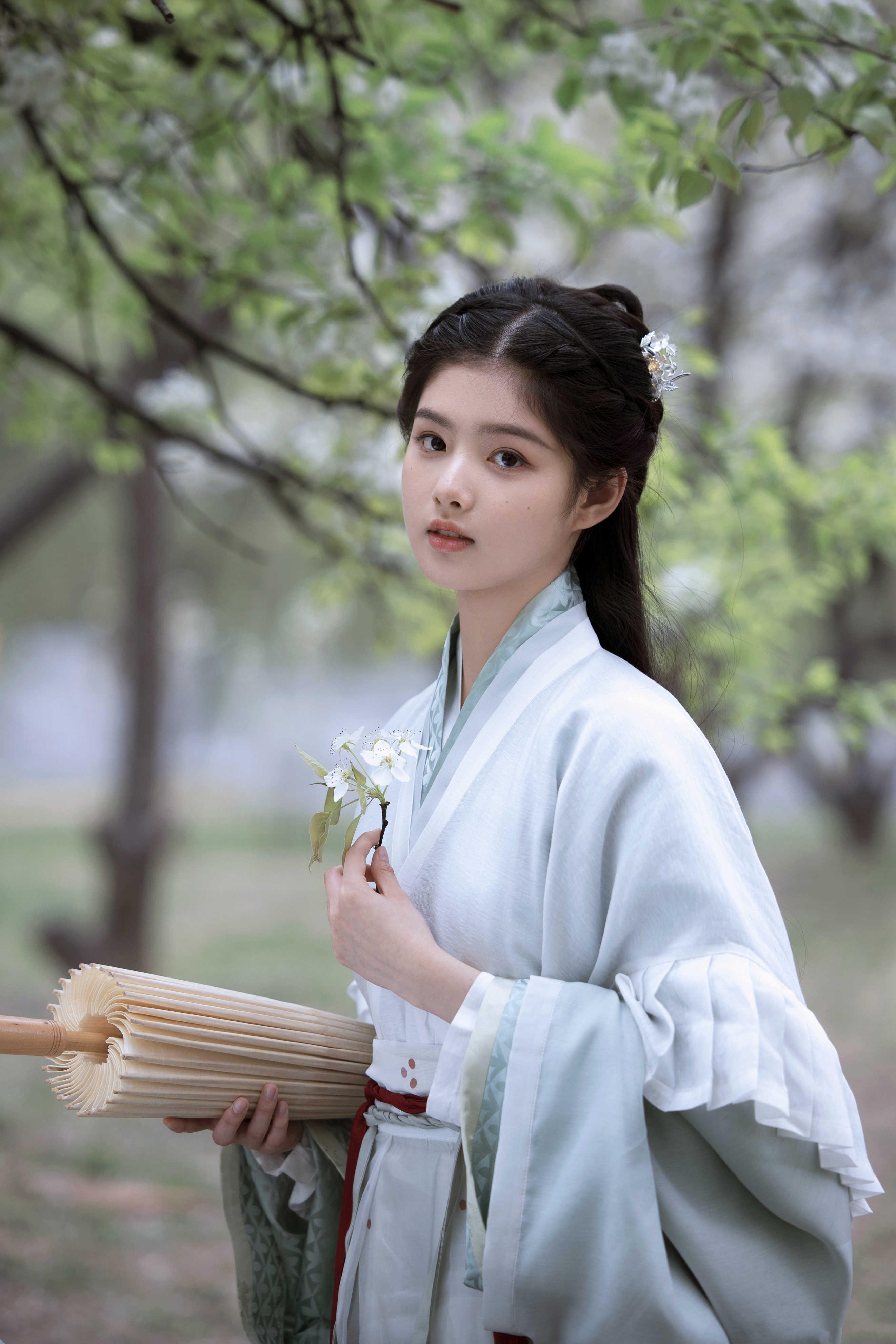 鍥介濡傜敾绯诲垪,鍥介姹夋湇鍐欑湡