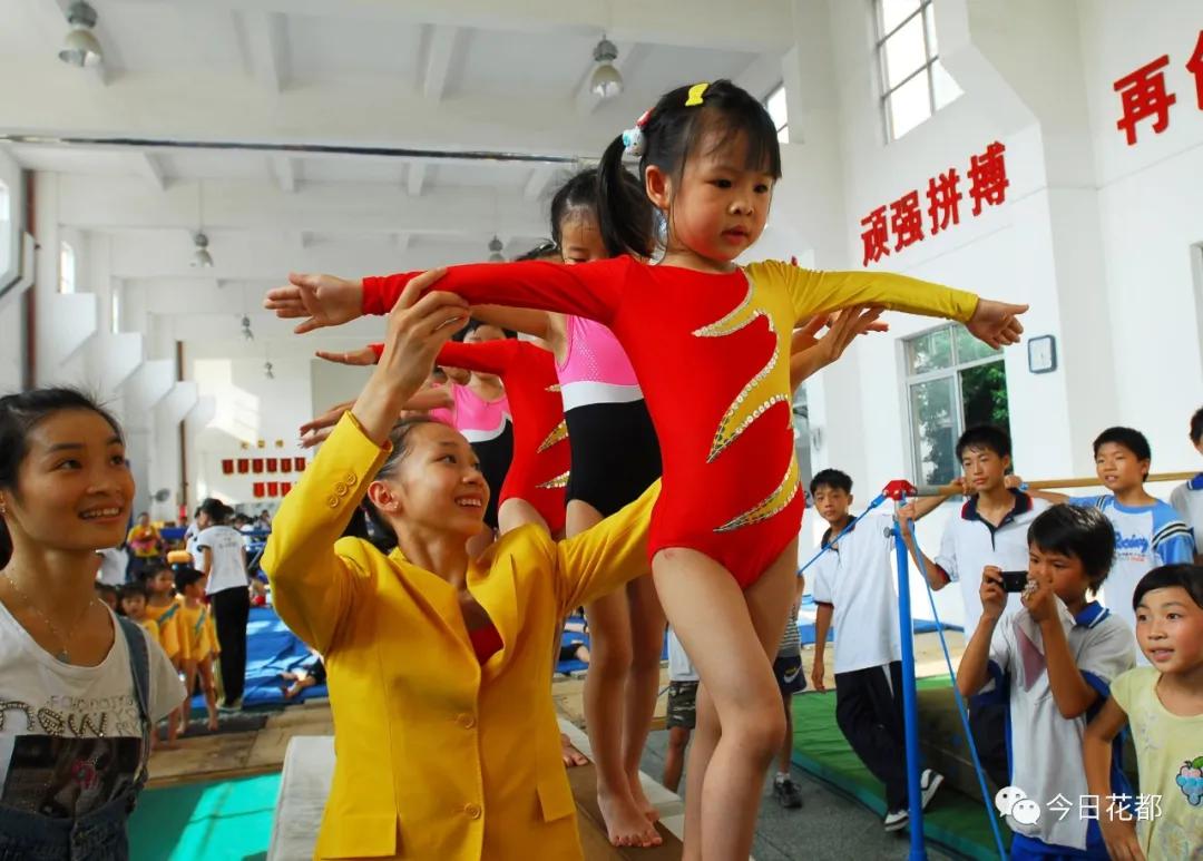广州花都区业余体育学校招生电话,广东省广州市花都区业余体育学校